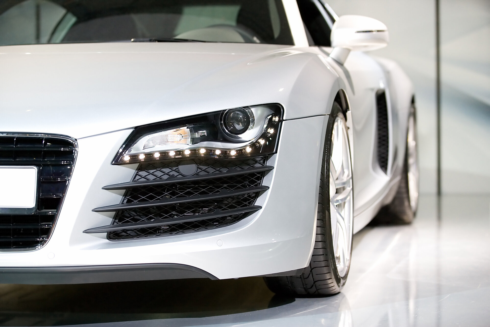 Front of a white Audi A8