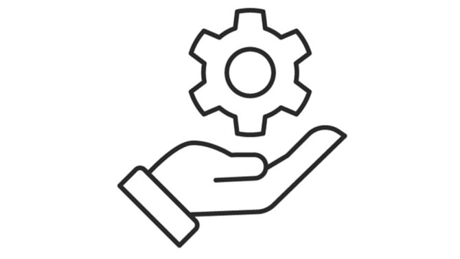 Graphic: Hand holding gear wheel